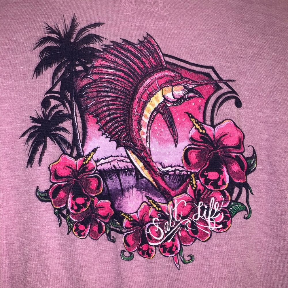 Women’s Salt Life Vneck shirt